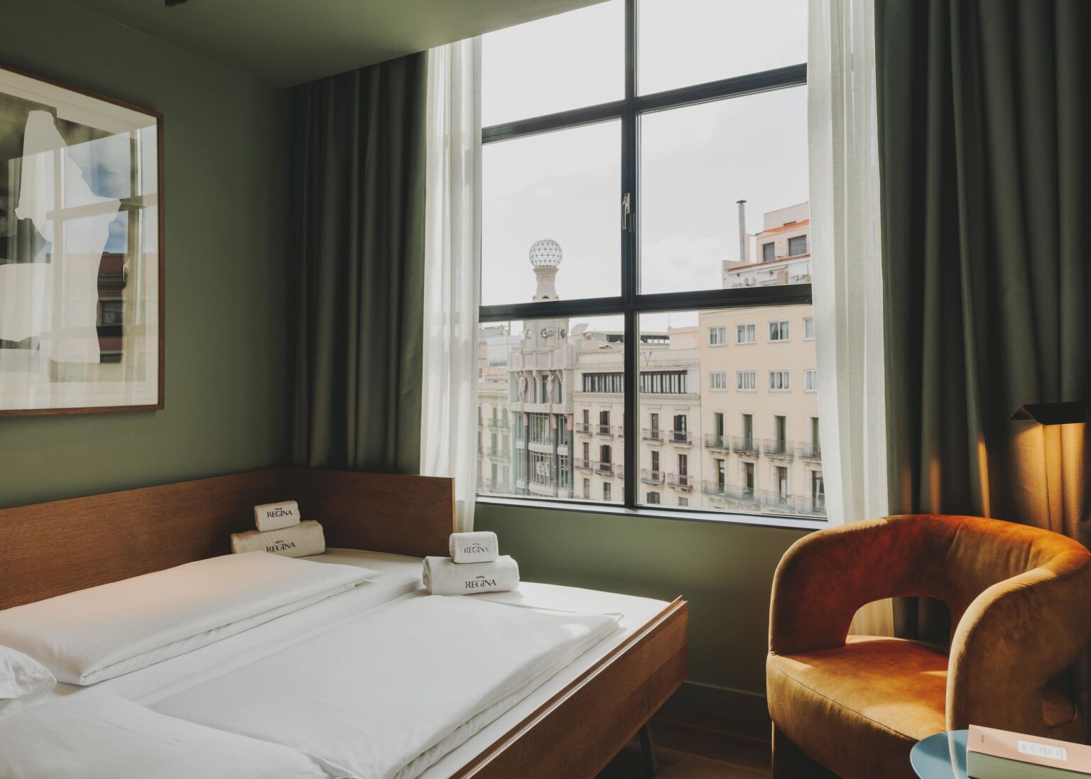Select Green Hotels Hotel Regina Barcelona room