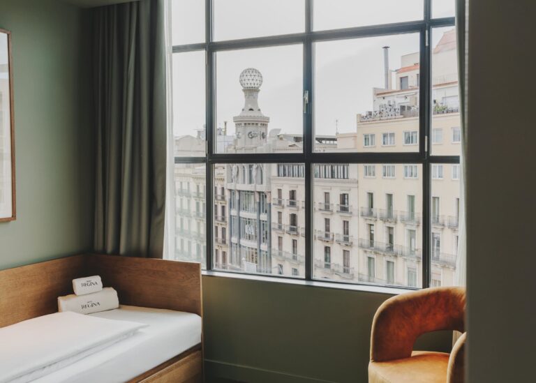 Select Green Hotels Hotel Regina room example