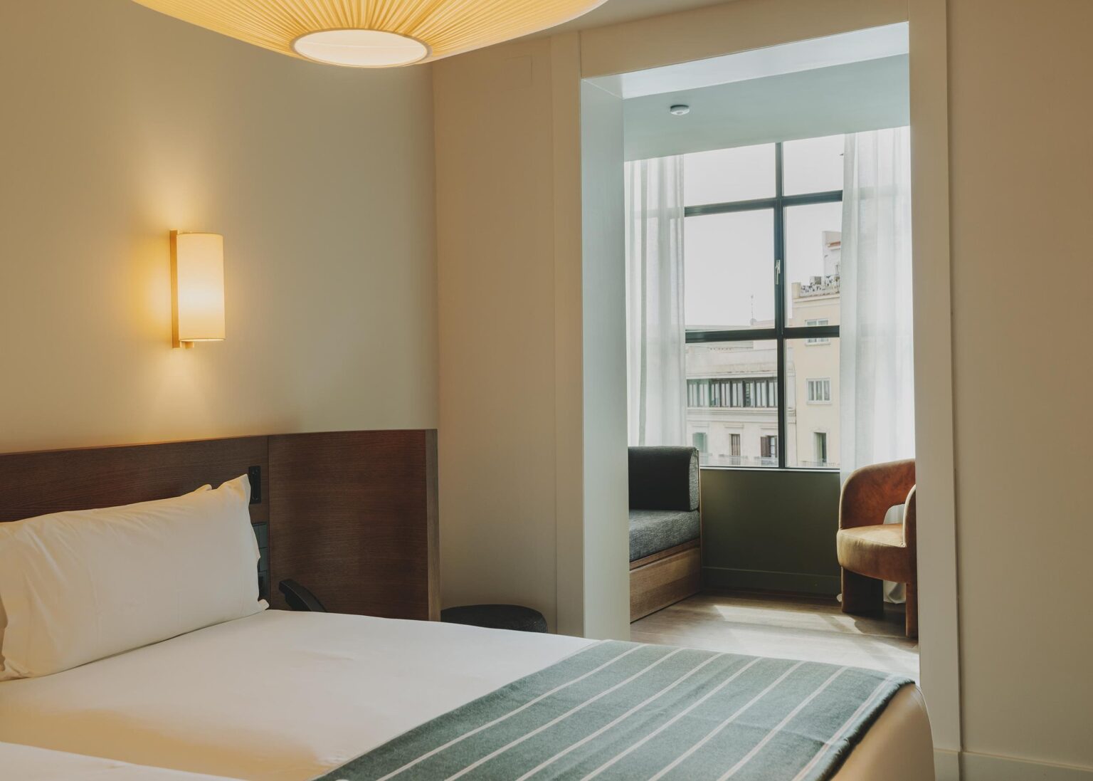 Select Green Hotels Hotel Regina Barcelona room