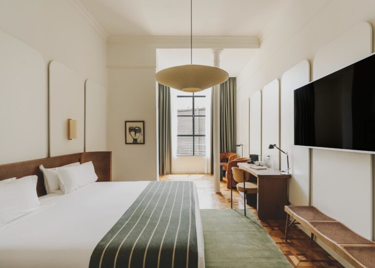 Select Green Hotels Hotel Regina room example