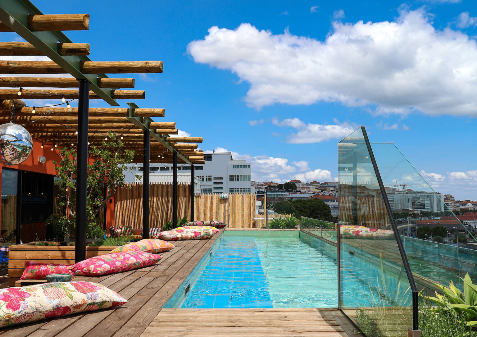 Select Green Hotels JAM Hotel Lisbon rooftop pool