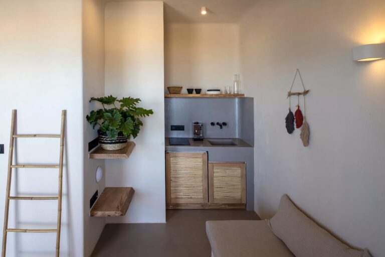 Select Green Hotels SeeSoo Paros Zimmer Waschbecken mit Kaffeemaschine