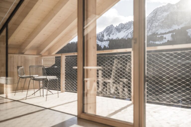 Select Green Hotels Karerhof Bio Bauernhof in Südtirol modernes Apartment mit Berglick